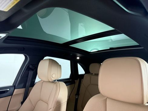 New 2025 Porsche Macan image 30