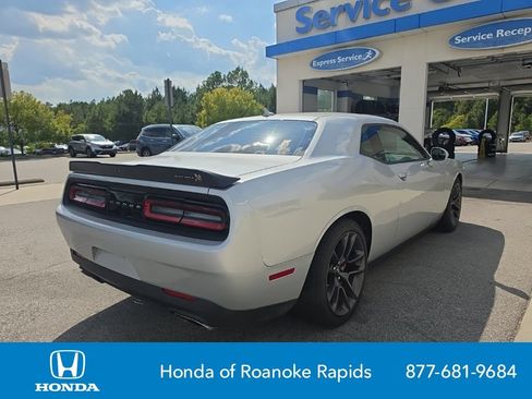 Used 2021 Dodge Challenger R/T Scat Pack RWD image 6