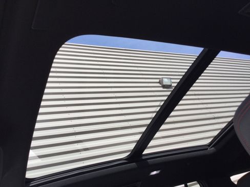 New 2026 Chevrolet Traverse Z71 w/ Enhanced Driving Package image 8