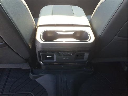 New 2026 Chevrolet Silverado 2500 ZR2 image 17