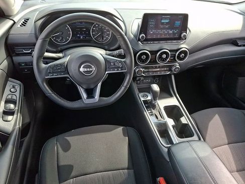 Used 2025 Nissan Sentra SV w/ All-Weather Package image 2