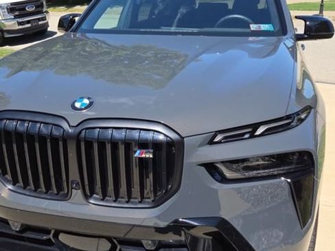 Used 2026 BMW X7 M60i AWD/4WD image 1