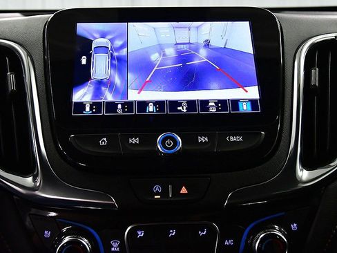 Used 2022 Chevrolet Equinox Premier image 26