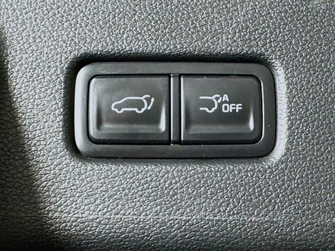 Used 2025 Kia Telluride S image 32