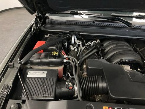 Used 2019 Chevrolet Tahoe LT AWD/4WD image 18