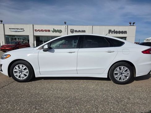 Used 2019 Ford Fusion S image 22