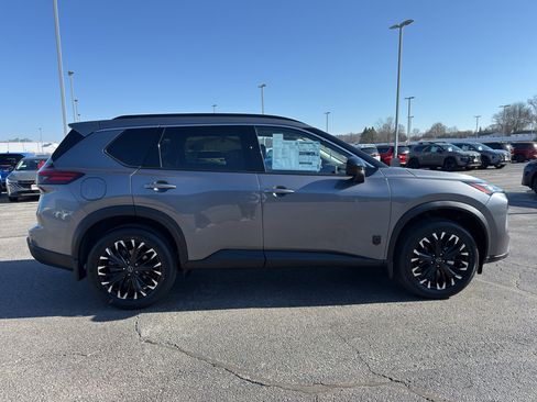 New 2026 Nissan Rogue SV image 4