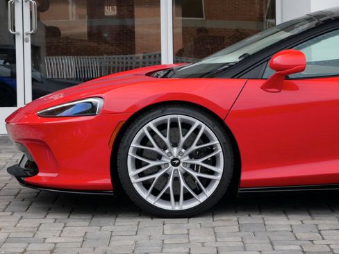Used 2023 McLaren GT RWD image 7