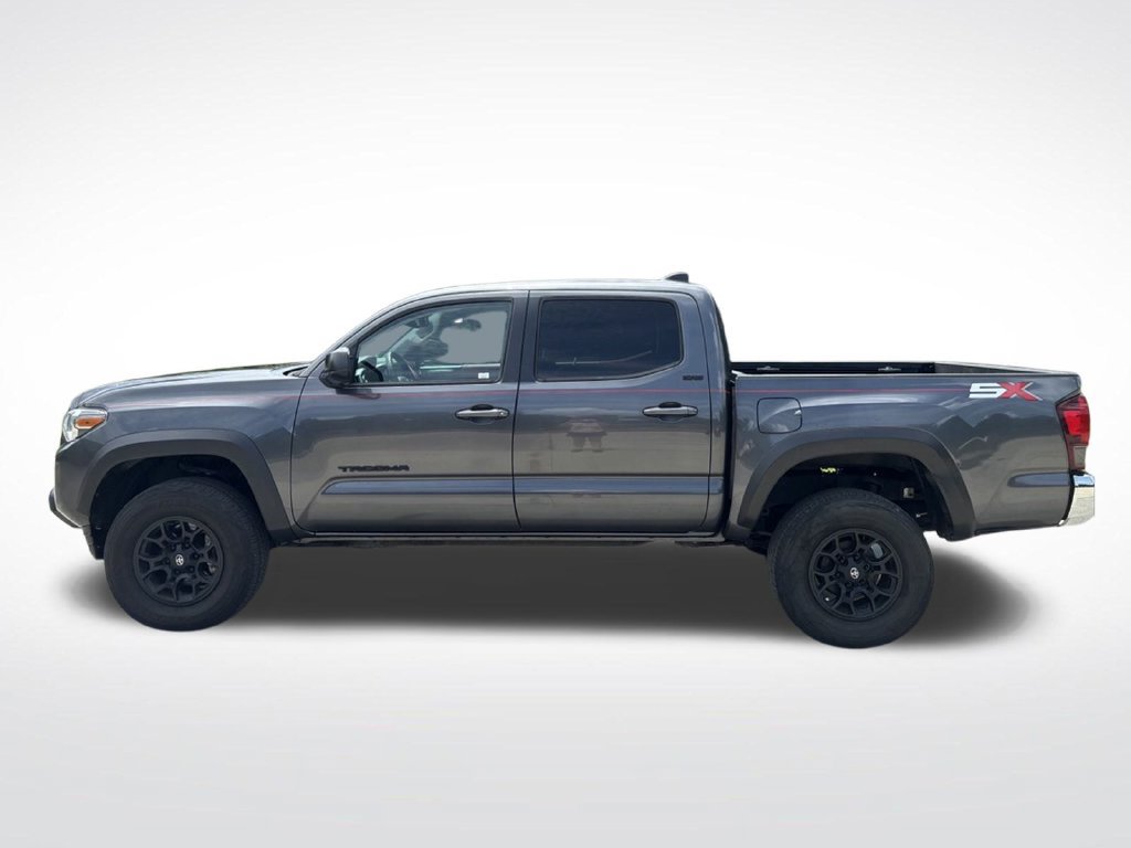 Used 2023 Toyota Tacoma SR5 RWD image 8