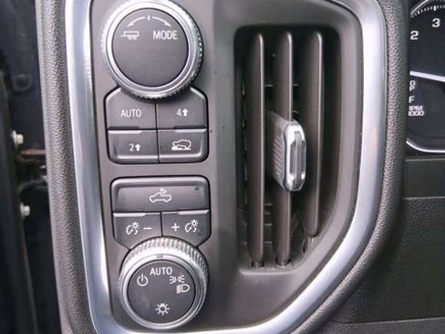 Used 2021 GMC Sierra 1500 SLE w/ Preferred Package image 13