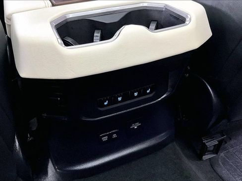Used 2023 Toyota Tundra Capstone AWD/4WD image 10