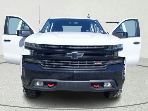 Used 2022 Chevrolet Silverado 1500 LT Trail Boss w/ Bed Protection Package image 9