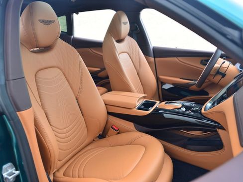 Used 2023 Aston Martin DBX 707 AWD/4WD image 11