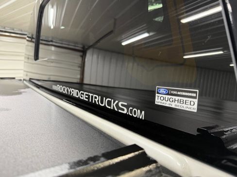 Used 2021 Ford F250 Lariat image 21