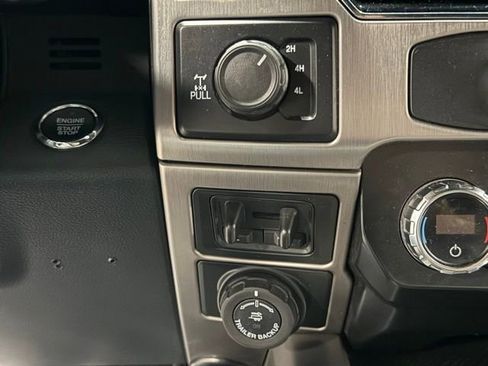 Used 2022 Ford F250 Platinum w/ Tremor Off-Road Package AWD/4WD image 18