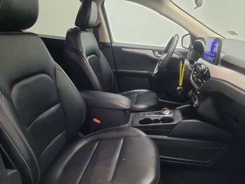 Used 2020 Ford Escape SEL image 21