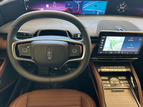 New 2026 Lincoln Nautilus Reserve AWD/4WD image 13