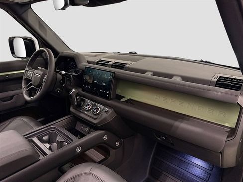 Used 2023 Land Rover Defender 110 75th Limited Edition image 31