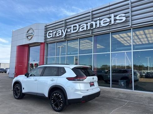 New 2026 Nissan Rogue SV image 3