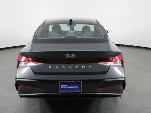 Certified 2024 Hyundai Elantra SEL FWD image 11