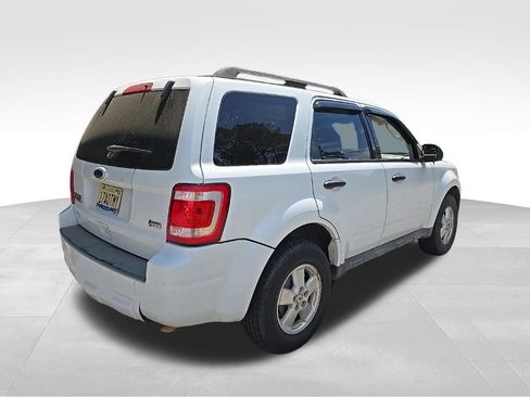 Used 2010 Ford Escape XLT AWD/4WD image 13
