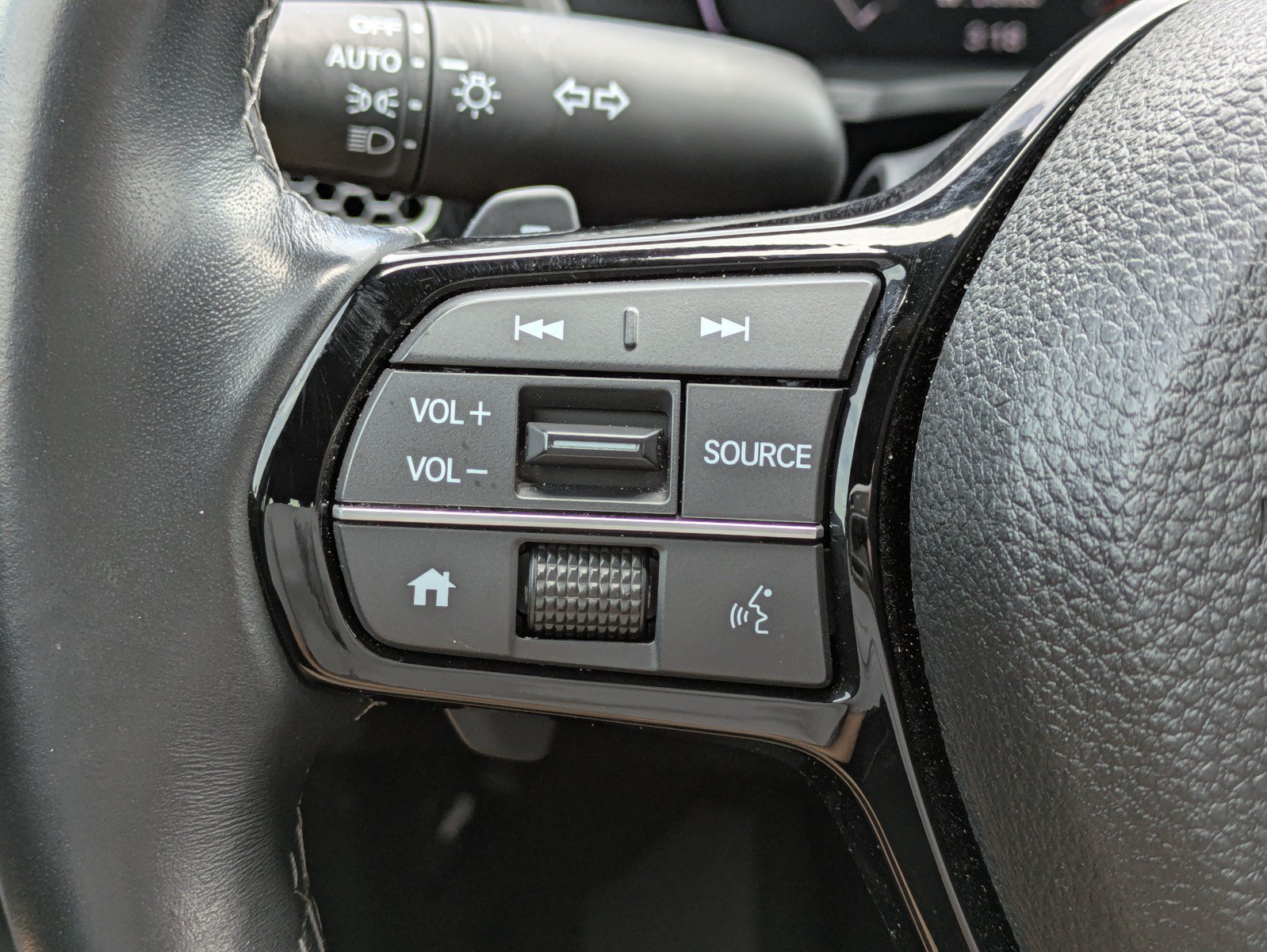 Used 2024 Honda Civic Sport image 17