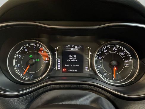 Used 2019 Jeep Cherokee Latitude Plus FWD image 15