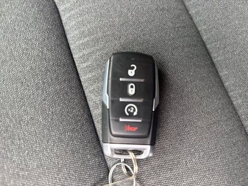 Used 2022 RAM 1500 Big Horn image 32