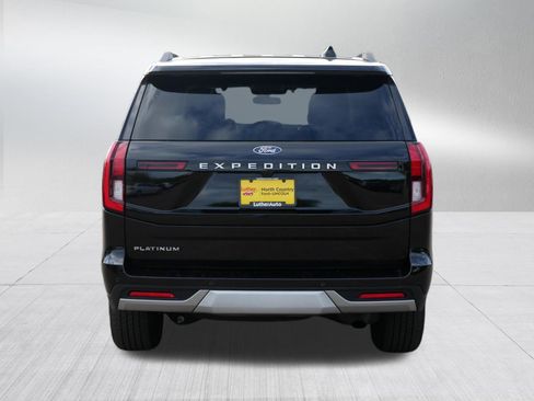 Used 2025 Ford Expedition Platinum AWD/4WD image 6