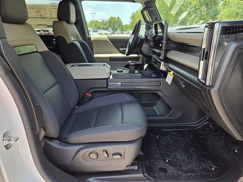 New 2026 GMC Hummer EV SUV AWD/4WD image 16