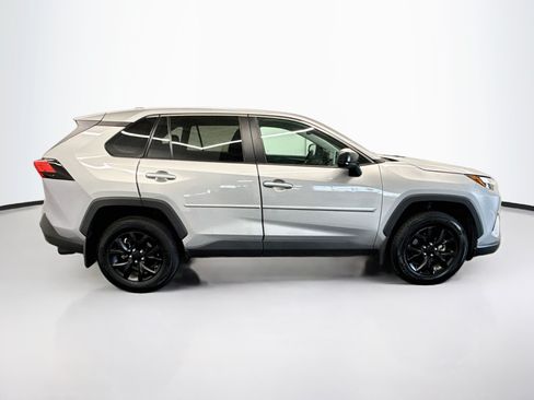 Used 2024 Toyota RAV4 LE FWD image 10
