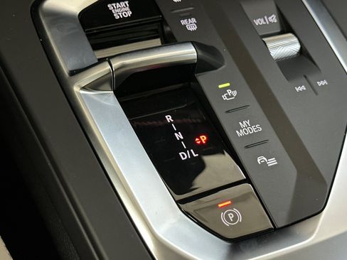 Used 2026 BMW 228i w/ Technology Package FWD image 17