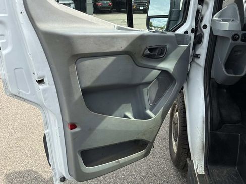 Used 2017 Ford Transit 150 148 Low Roof RWD image 18