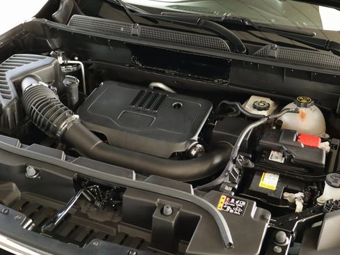 Used 2023 GMC Acadia SLE w/ Driver Convenience Package image 32