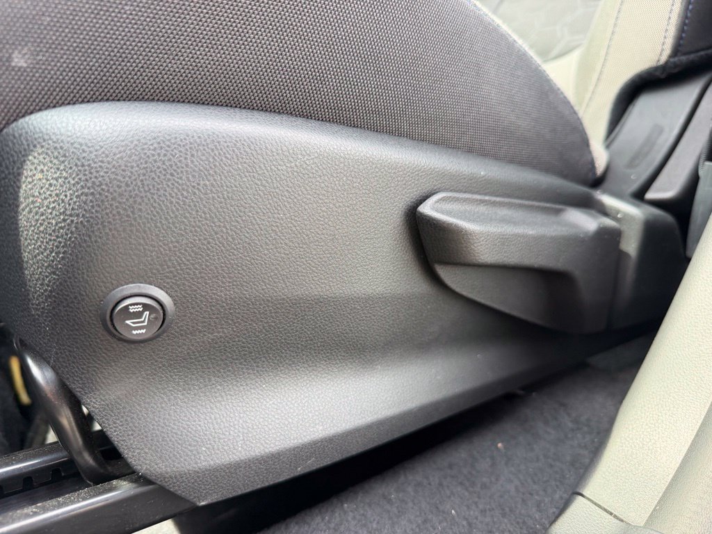 Used 2025 Subaru Forester AWD/4WD image 21