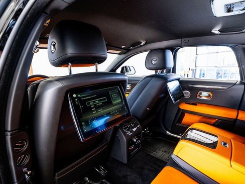 Used 2022 Rolls-Royce Ghost Black Badge image 59