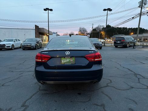 Used 2013 Volkswagen Passat 3.6 SE image 5