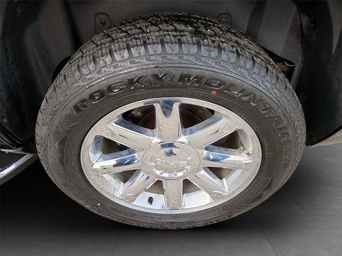 Used 2014 GMC Yukon Denali AWD/4WD image 35