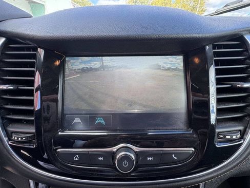 Used 2017 Chevrolet Trax Premier w/ Driver Confidence II Package image 24