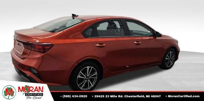 Used 2023 Kia Forte LXS FWD image 2
