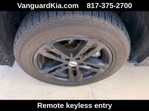 Used 2020 Ford Explorer XLT RWD image 8