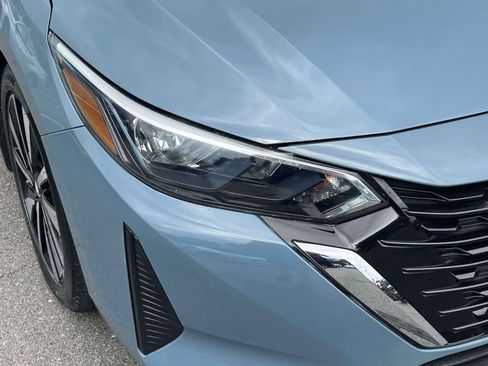Used 2024 Nissan Sentra SV w/ SV Premium Package FWD image 8