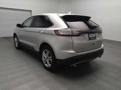 Used 2018 Ford Edge Titanium w/ Equipment Group 301A image 5