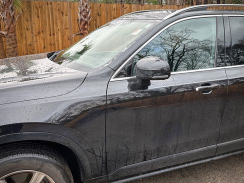 Used 2016 Volvo XC90 T5 Momentum image 3