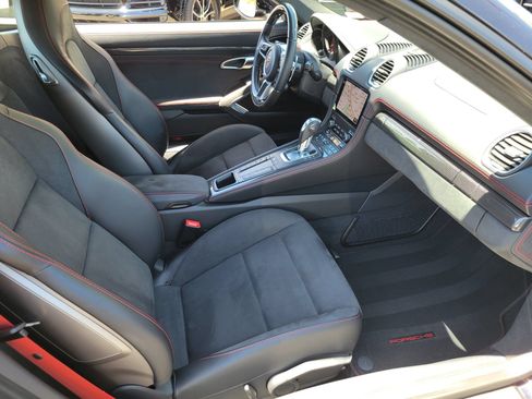 Certified 2025 Porsche 718 Cayman GTS RWD image 28