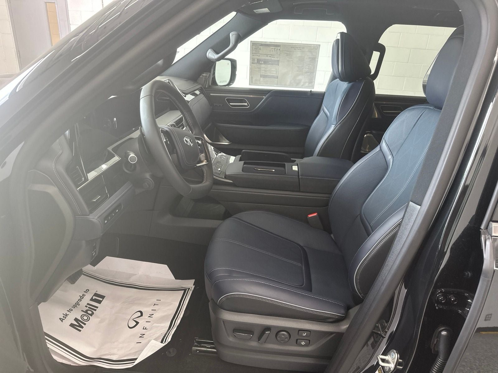New 2027 INFINITI QX80 Sensory w/ Sport Exterior Package AWD/4WD image 9