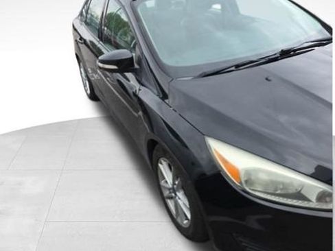Used 2016 Ford Focus SE image 6