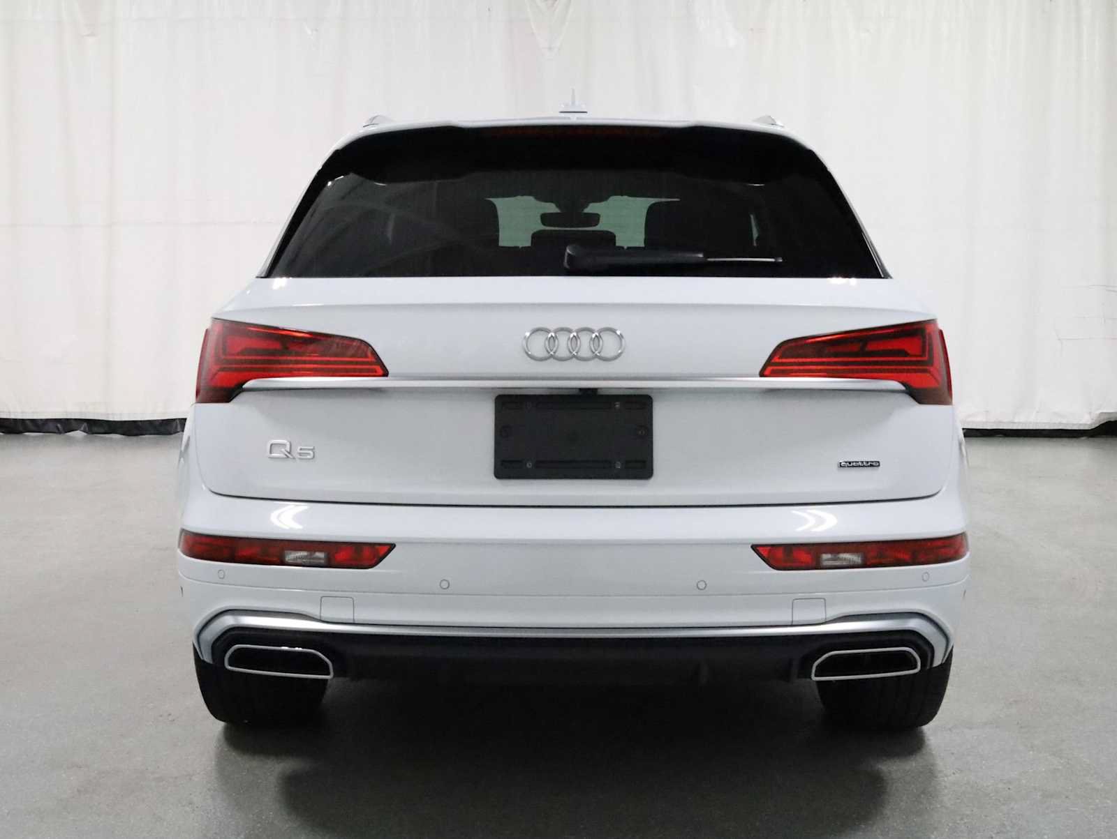 Used 2023 Audi Q5 2.0T Prestige w/ Prestige Package AWD/4WD image 7
