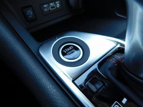 Used 2025 Nissan Sentra SR image 28