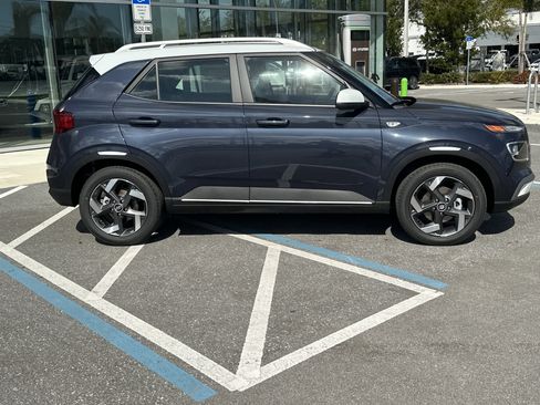 New 2026 Hyundai Venue SEL image 5